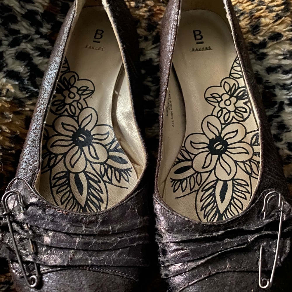 Baker’s Vintage Distressed Leather Flats